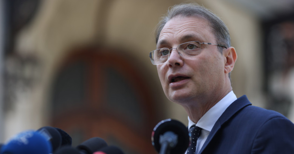 Niculescu la Parlament: Lista de miniștri, neobișnuită