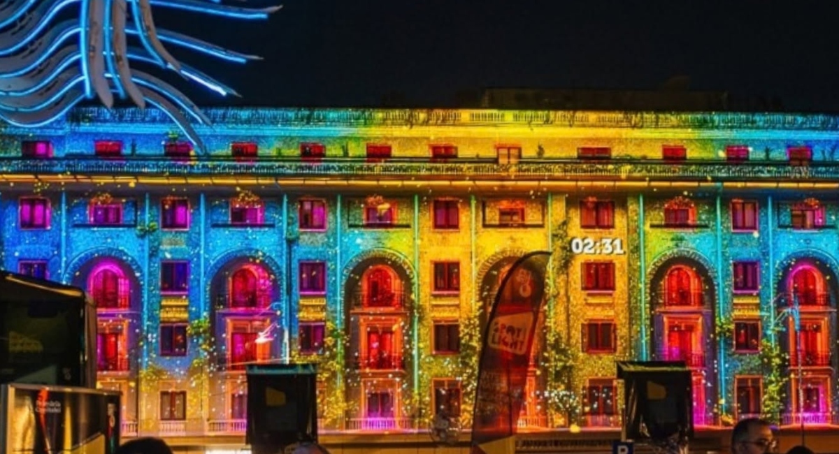 Lumină și artă pe Calea Victoriei: Bucureștiul, captivat de un festival spectaculos