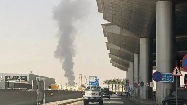 Riad, sub foc: 3 rachete interceptate, aeroport închis