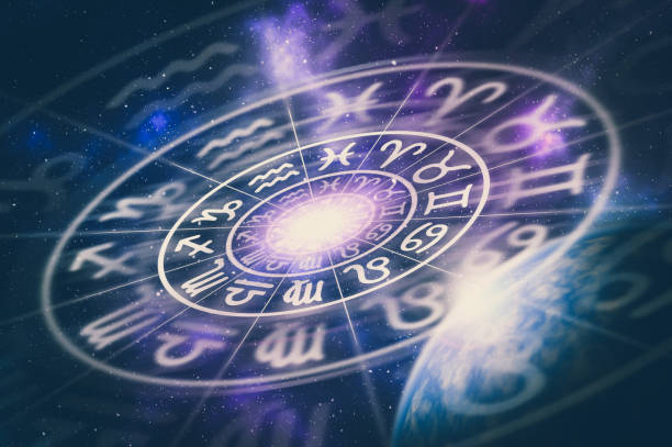 Horoscop Octombrie: Bani și iubire pentru zodii. Schimbări decisive!