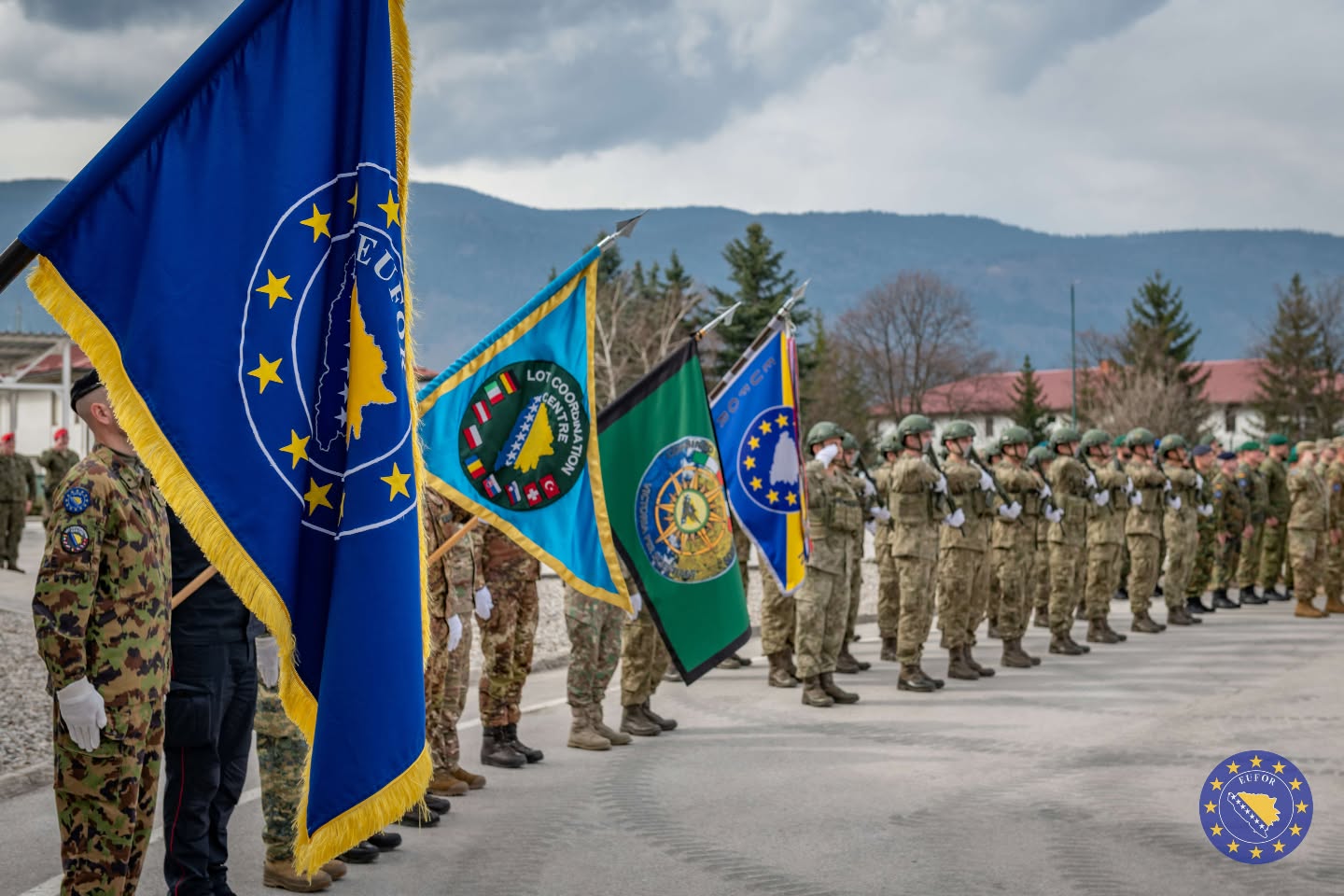 MApN, mesaj dureros pentru Italia: Elicopter militar s-a prăbușit