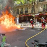 Poliția Paris: Protestele elevilor scăpate de sub control
