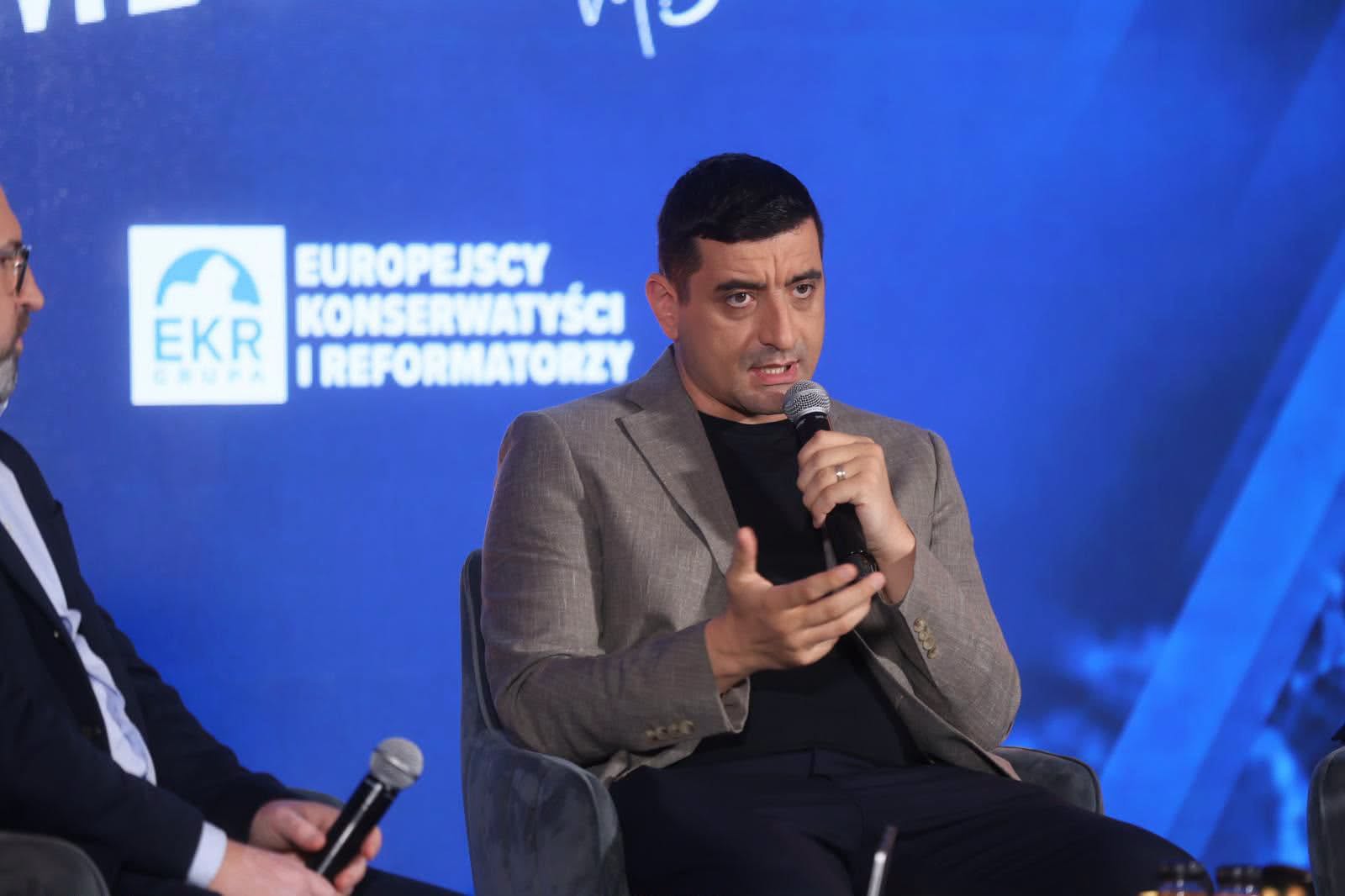 România cere ajutor: Evitați capcana Franței și SUA